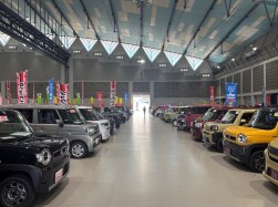 オープン前のフェア会場