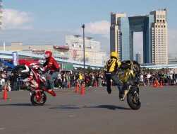 「No Limit Japan」のエクストリームはビッグパワーと神技で魅了　これがスタイルとスポーツが融合した「今」のバイク