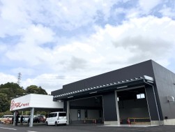 車の買取はもちろん販売や車検・整備まで幅広く対応する