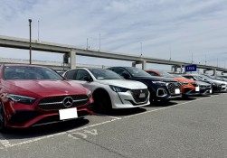 初特設の「令和セレクションコーナー」に並ぶ良質車