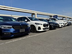 「ＢＭＷ正規ディーラーコーナー」に並ぶ良質車
