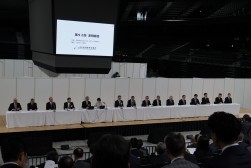 総会の様子