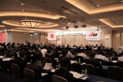 総会の様子