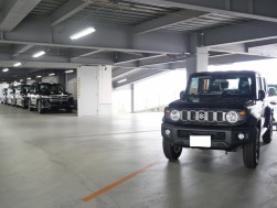 多くの出品車が集まった