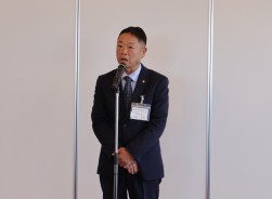塚田取締役会長
