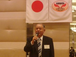 冒頭の挨拶の中で、皆の協力を呼び掛ける佐藤博理事長