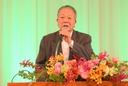 乾杯の発声はＪＵ広島の上田純二会長・理事長