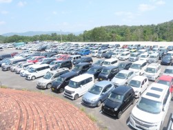多くの出品車を集める