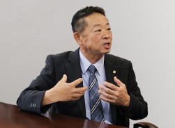 JU中販連 塚田会長