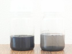類似製品との比較　「液体内安定拡散」コアーズ製品（左）