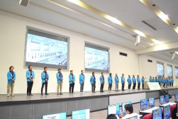 登壇するJU愛知理事役員一同