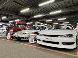 「移設３０周年記念コーナー」出品車