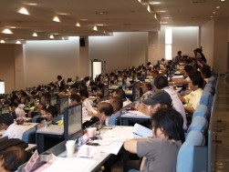 東北有数の大型会場で年末の取引機会が増える（写真はJU宮城の場内）