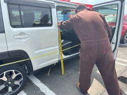 【作業の様子】災害復興支援チームを立ち上げ、一刻も早い復興を目指す