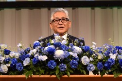 来賓あいさつを行うJU岐阜の相宮理事長