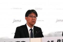 冒頭で挨拶した佐藤恒治会長