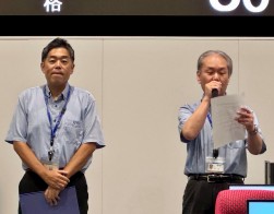 営業課・松本係長（右）がイベントを紹介