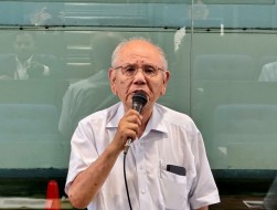 佐藤理事長が中古車輸出市場の現状と今後の展望を講演