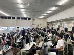 ポス席が満席に迫る盛況ぶり