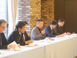 各府県の金融委員長、関係者らが集結