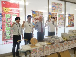 澤田金融委員長（中央右）とオリコが活発な取り組みを展開