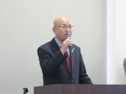 セレモニーで澤田金融委員長が協力を呼び掛けた