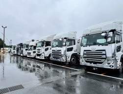 ＩＭＡ東京ならではの良質車が並ぶ
