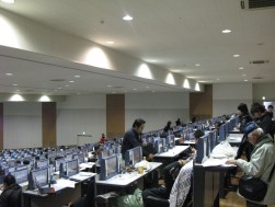 年末開催、初荷とも取引が活発に動く