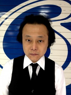 難交渉を成し遂げた経営戦略室の服部祥平主任