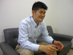 抱負を語る営業企画　檜皮佳信室長