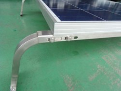 耐久性・防サビ性に優れるステンレスフレームを採用