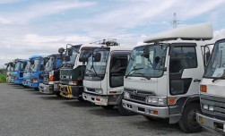 第４会場（来場者駐車場）にも多くの出品車