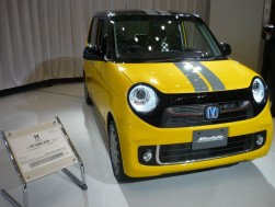 上級モデルの「N-ONE Premium」価格は136万円～170万7750円