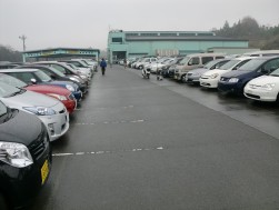 会場に出品された軽自動車