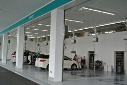 ピット数も増やし、検査体制を強化