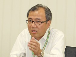 「ＡＡ市場全体が縮小する中で、ＣＡＡは量だけではなく質を重視していく」と方針を語る永谷敏行社長