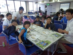 親子で楽しくモックカー製作