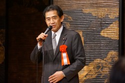 自由民主党オートバイ議員連盟・逢沢一郎会長