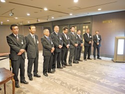 会員を出迎えるＪＵ福岡役員・理事・青年部部会長
