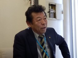 「今後も会員皆様の利便性を常に考えて参ります」抱負を語る加藤勝義理事長