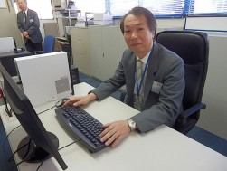 「画期的なサービスのお試し期間終了まであとわずかです。ぜひご利用下さい」と抱負を語るＩＴ企画室の河崎武氏
