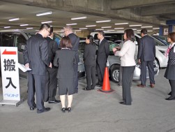 現車を見ながら、検査（車両状態表示）などを説明