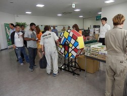 ジャンボガラポン大抽選会の模様