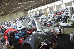 １５０台を超える輸入車小売りフェアは全国的にもめずらしい（昨年のイベントの模様）