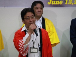 謝辞を述べる信末正博青年部部会長