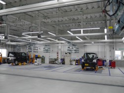 快適性を高め、整然とした工場内