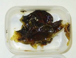 焼き付きが発生したホイールベアリングのグリス