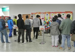 「ジャンボガラポン大抽選会」は長蛇の列が