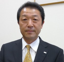 会場長　岩田俊彦氏