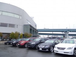 高額車の出品が多いのも同会場の魅力